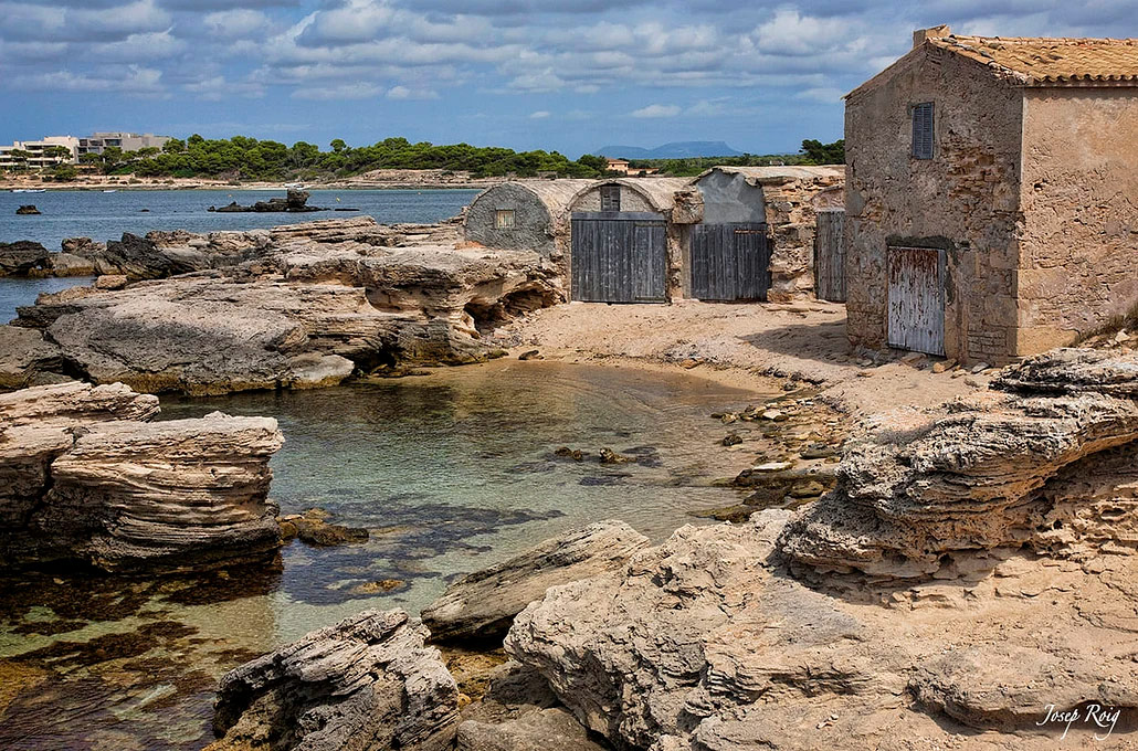 Casitas de pescadores en Cala el Dolç